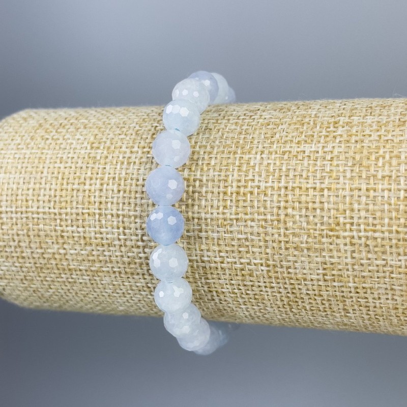 Bransoletka z akwamarynem, fasetowane kuleczki, średnica 8 mm, długość 18 cm, elastyczna