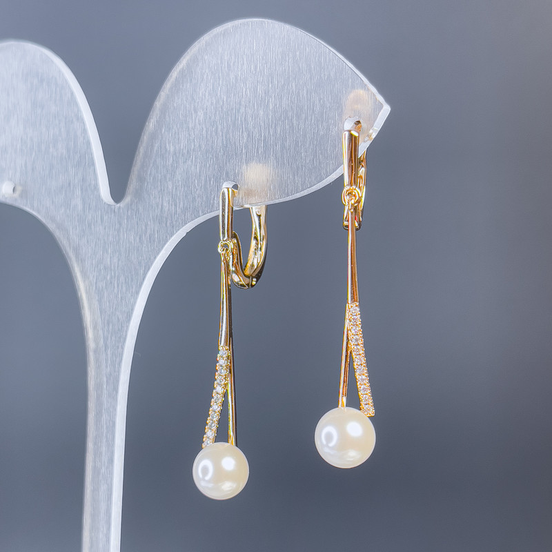 Kolczyki Xuping pozłacane 18K z perłą, średnica 7 mm i białymi cyrkoniami, długość 38 mm +