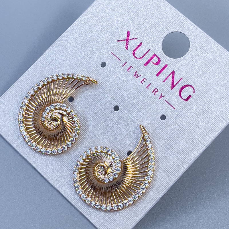 Kolczyki sztyfty kuleczki Xuping «Zawijas» z białymi cyrkoniami, średnica 23×17 mm, pozłacane 18K