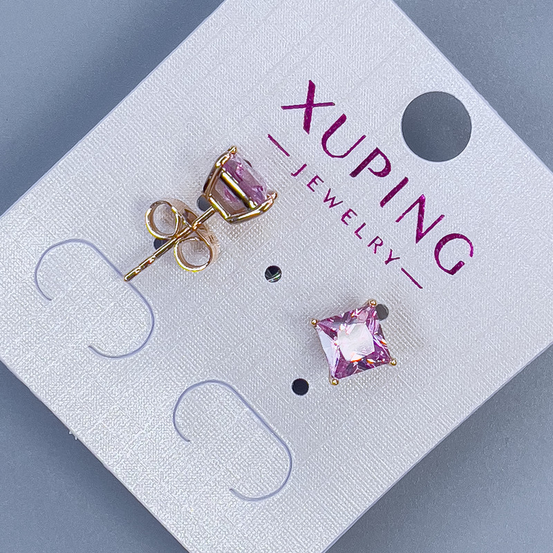 Kolczyki sztyfty Xuping z różowym kamieniem w oprawie «Kwadro» 6 mm ± pozłacane 18K