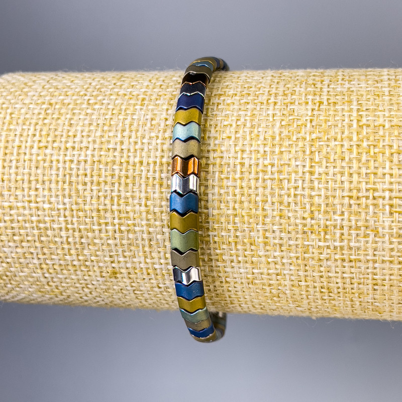 Bransoletka z hematitu „Wężowy”, łańcuszek wężowy, średnica kulek 5×3 mm, długość 18 cm, elastyczna