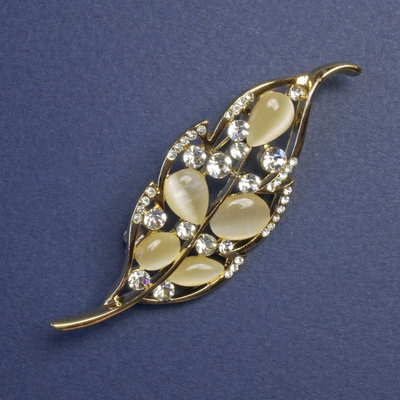 Broszka Liść Kocie Oko, białe kryształy strass, metal złocisty, 64×24 mm+