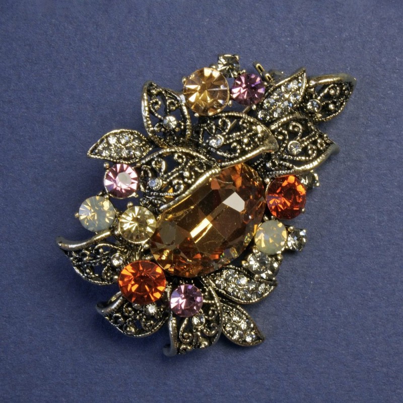 Broszka Akcent kolorowe kryształy 48×35 mm ± złoty metal