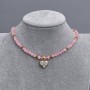 Choker z różowego kwarcu, gładkie kulki 4 mm ±, hematyt w kostkach 3 mm ±, z zawieszką w kształcie serca 12 mm ±, długość 36 cm ±, z przedłużanym łańcuszkiem