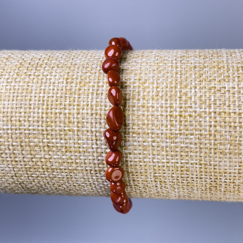 Bransoletka z czerwonego jaspisu fasetowanego, średnica 6×4 mm, długość 18 cm, elastyczna