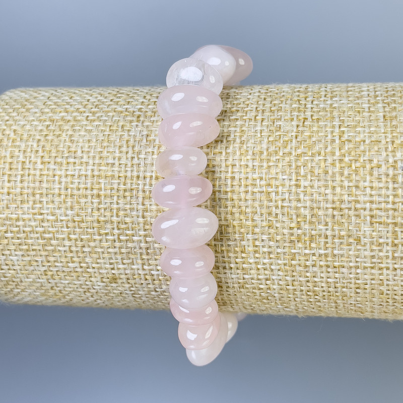 Bransoletka z różowego kwarcu fasetowana, średnica 10–12×8 mm, długość 18 cm, elastyczna