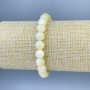 Bransoletka z masy perłowej, gładkie kuleczki, średnica ok. 8 cm, długość ok. 18 cm, elastyczna