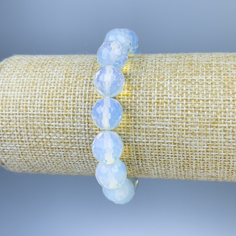 Bransoletka z kamieniem księżycowym, fasetowane kuleczki o średnicy 12 mm, długość 18 cm, na elastycznej gumce