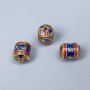 Koralik cloisonné cylindryczny, niebiesko-czerwony enamel, średnica 8×10 mm, otwór 1 mm, złoty kolor metalu, 1 szt.