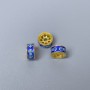Koralik Cloisonné w kształcie rondelka, niebiesko-turkusowa emalia, średnica 8x4 mm, otwór 1,8 mm, złoty kolor metalu, 1 szt.