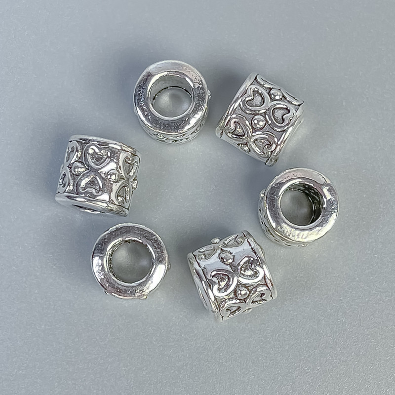 Koralik-wstawka do biżuterii, kolor metalu: srebro, średnica 8×8 mm, otwór ok. 4,8 mm, pakowanie 10 szt.