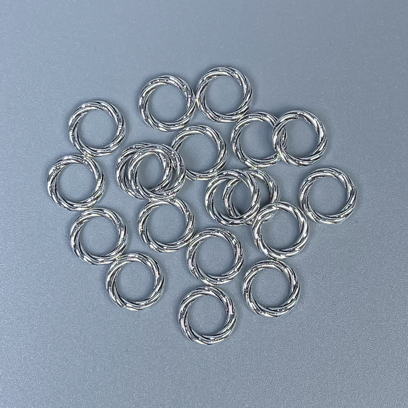 Akcesoria jubilerskie - koralik-wstawka o kolorze metalu: srebro, średnica 9×1,5 mm ± otwór, średnica 6 mm ± opakowanie 66 szt.