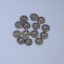 Koralik-wkładka w kolorze brązu, średnica 4×1 mm ± otwór, średnica 1 mm ± opakowanie 22 szt.