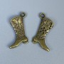 Zawieszka biżuteryjna 'Buty' w kolorze starego brązu, wymiary 22×14×2 mm ± otwór, średnica 2,5 mm ± opakowanie 8 szt.