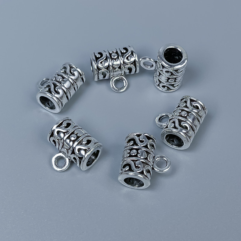 Bajl jubilerski, kolor metalu: srebro, wymiary 14×13×8 mm ±, otwory Ø5 mm ±, Ø2,5 mm ±, opakowanie 10 szt.