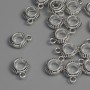 Zawieszka bail, kolor metalu: srebro, wymiary 13×10×4 mm ±, otwory o średnicy 5 mm ± i 1,8 mm ±, opakowanie 18 szt.