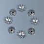 Czapeczka do koralików, kolor metalu srebrny, średnica 8×0,5 mm, otwór o średnicy 1,8 mm, opakowanie 20 g (~155 szt.)