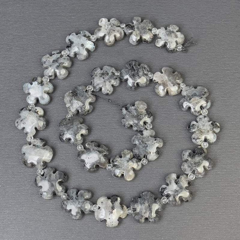 Koraliki labradorytu z naturalnego kamienia w kształcie kwiatu, średnica 15×6 mm ±, otwór 1 mm ±, koraliki 3 mm, długość 41 cm+