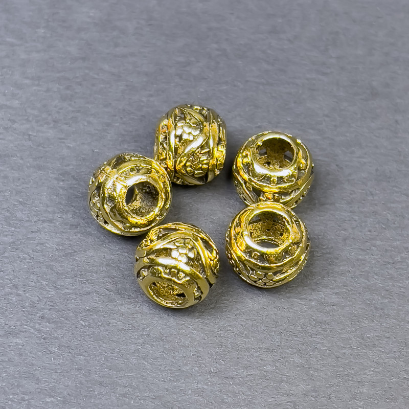 Koralik-wkładka o kolorze metalu złocistym, średnica 8,5×10 mm, otwór 4,5 mm, opakowanie 5 szt.