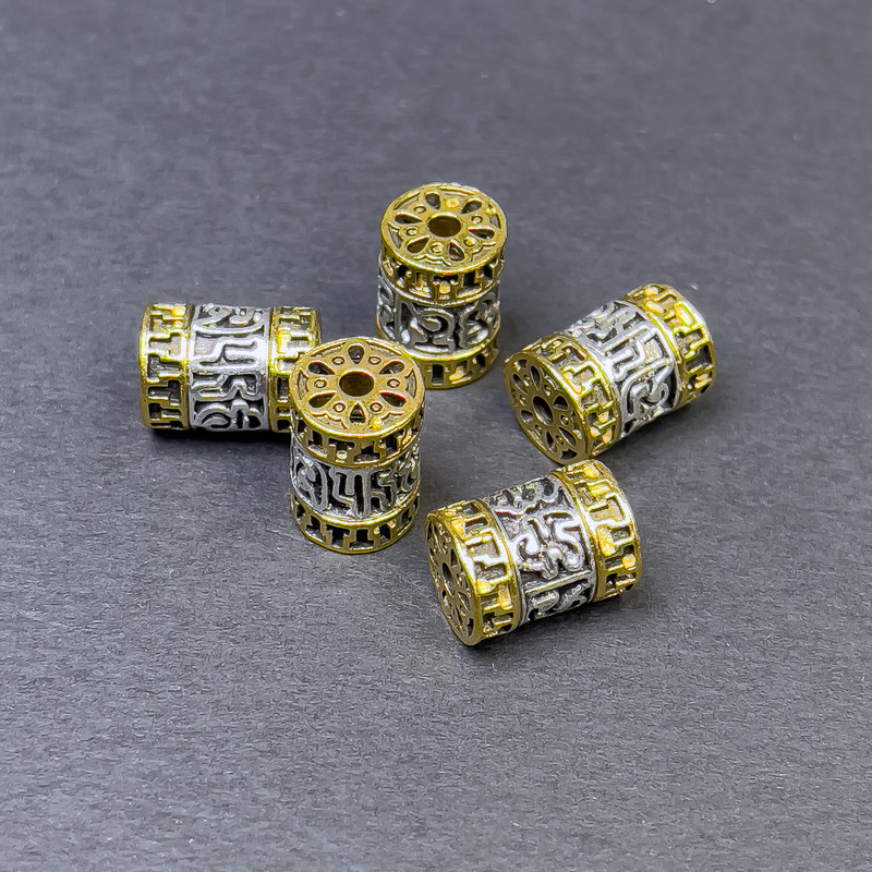 Furnitura jubilerska – wkładka koralikowa, kolor metalu: srebrny i złoty, średnica 12×8,5 mm, otwór ~2 mm, cena za 1 szt.