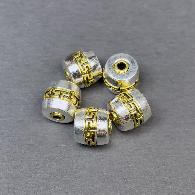 Koralik-wstawka, kolor metalu: srebrzysty i złoty, średnica 9,5x9,5 mm, otwór 2 mm, cena za 1 szt.