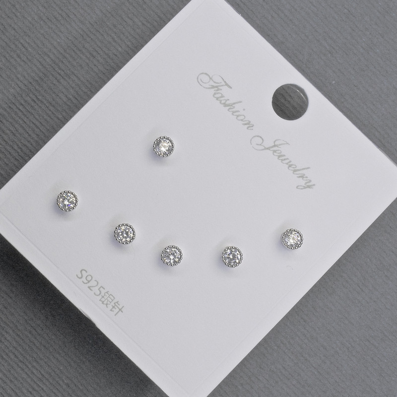 Kolczyki sztyfty 3, 2 mm ± srebrny metal, białe kryształy