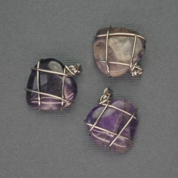 Wisiorek Serce z ametystem w srebrnym opleceniu