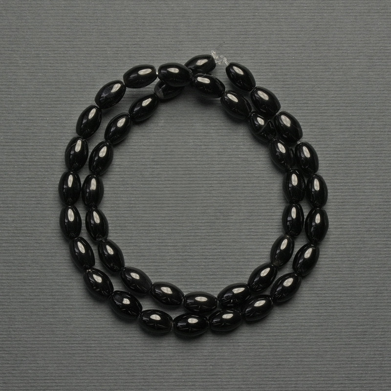 Koraliki agatowe w ziarnie, średnica 9×6 mm ± na nitce, długość ok. 39 cm ±