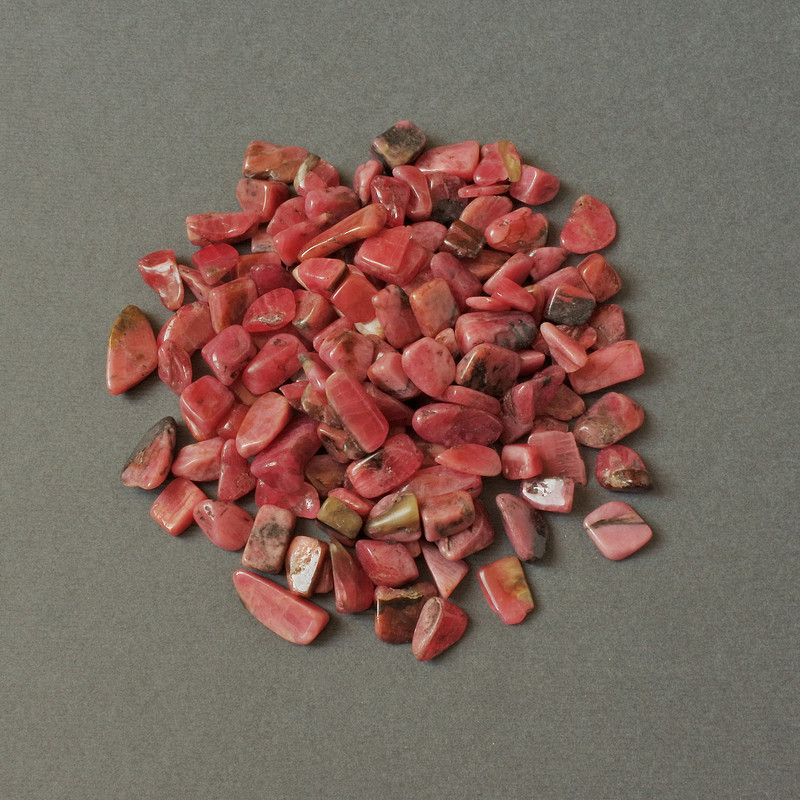 Naturalny kamień rodohrozit, drobina bez otworu, 9-16 × 7-9 mm ± (za 100 g ±)