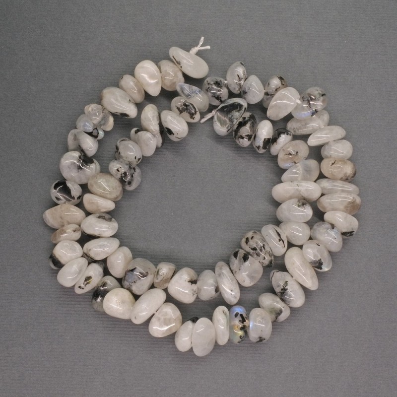 Koraliki z adularu – galetowy kształt, 9×10×6 mm, długość 42 cm