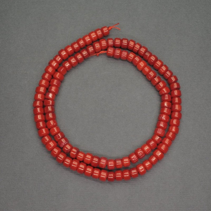 Koraliki z naturalnego czerwonego koralu w kształcie rondeli, średnica 5×3,5 mm, długość 39 cm+