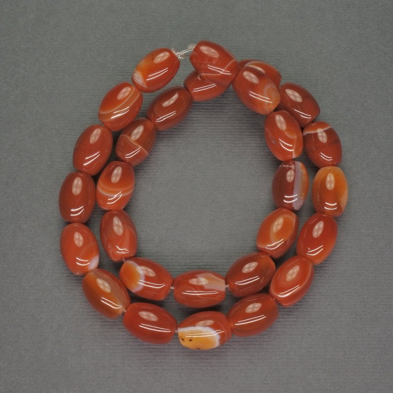 Koraliki z sardonyksu – barilowe, średnica 10×13 mm, długość 38 cm