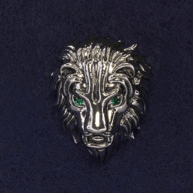 Broszka Lew z zielonymi kryształami, metal srebrzysty, średnica 28×22 mm +