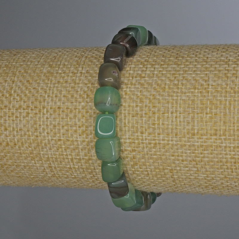 Bransoletka z agatu brazylijskiego w kostki 7×7 mm, długość 18 cm, elastyczna