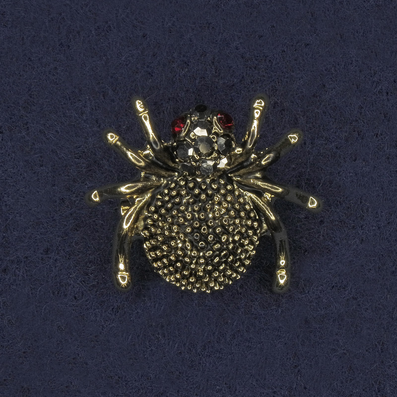 Broszka Pająk z cyrkoniami, metal złocisty 24×23 mm+