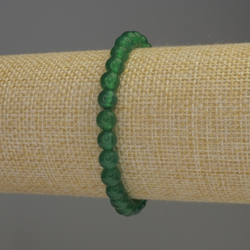 Bransoletka z chryzoprazem – gładkie kulki, średnica 6 mm, długość 18 cm, na elastycznej gumce