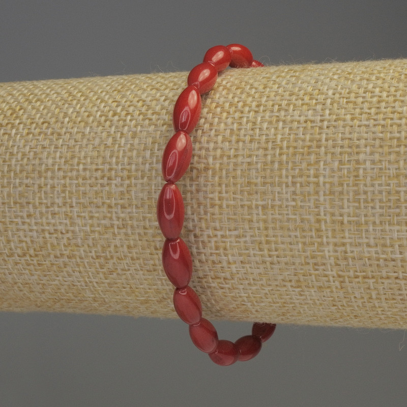 Bransoletka z koralu «Ziarenko», średnica 10×5 mm, długość 18 cm, elastyczna