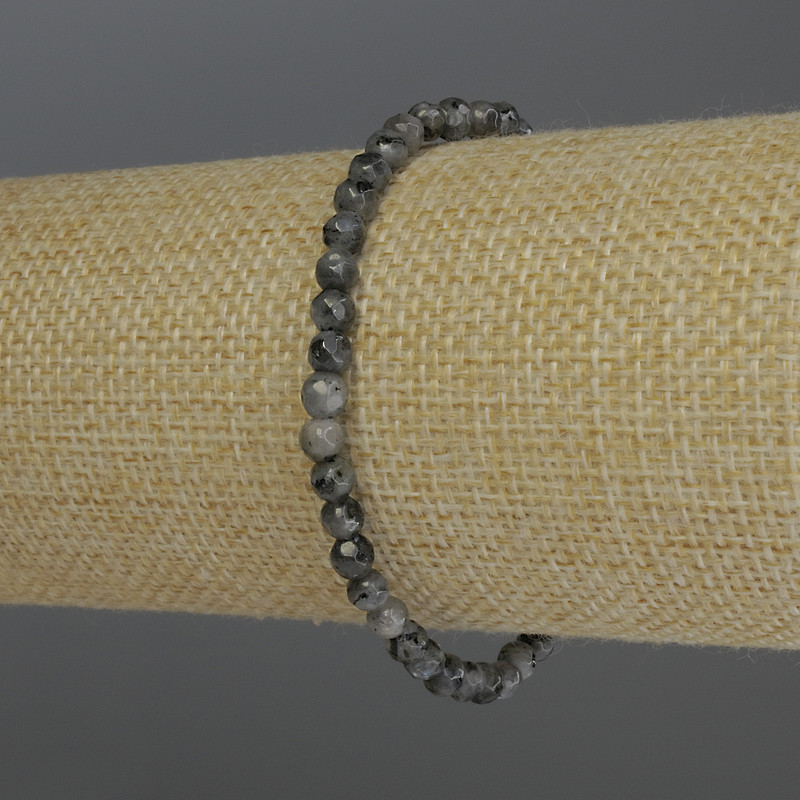 Bransoletka z laurvikitu, fasetowane kuleczki, średnica 4 mm, długość 18 cm, elastyczna
