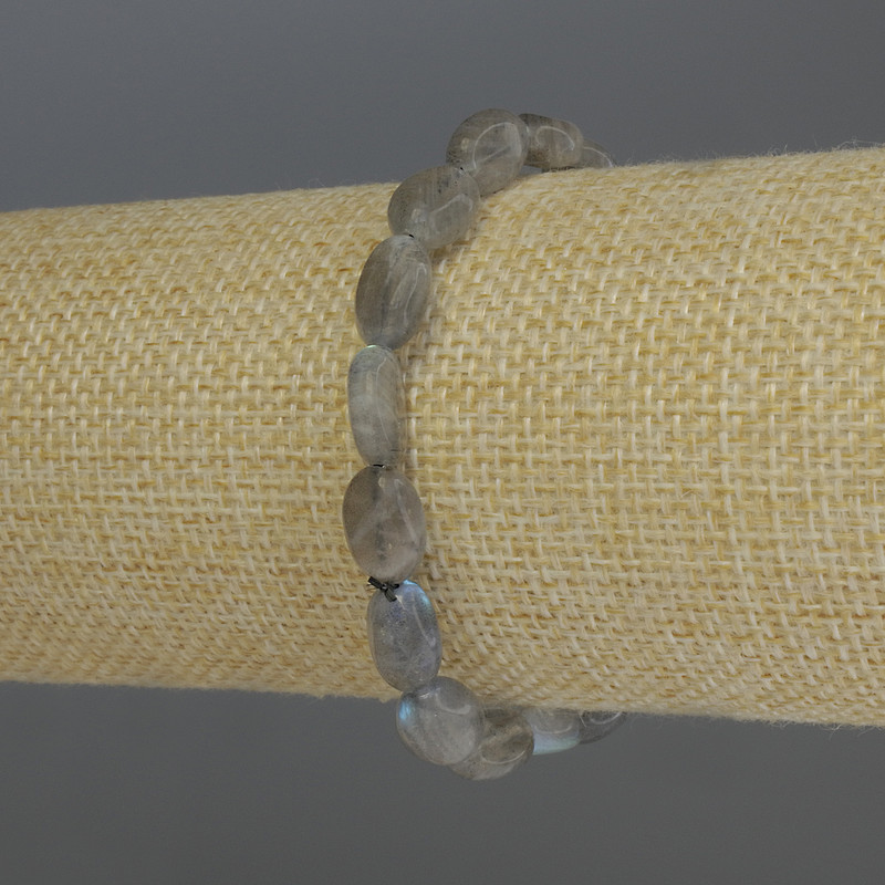 Bransoletka z labradorytu fasetowanego, średnica koralików około 10×8 mm, długość 18 cm, na elastycznej gumce