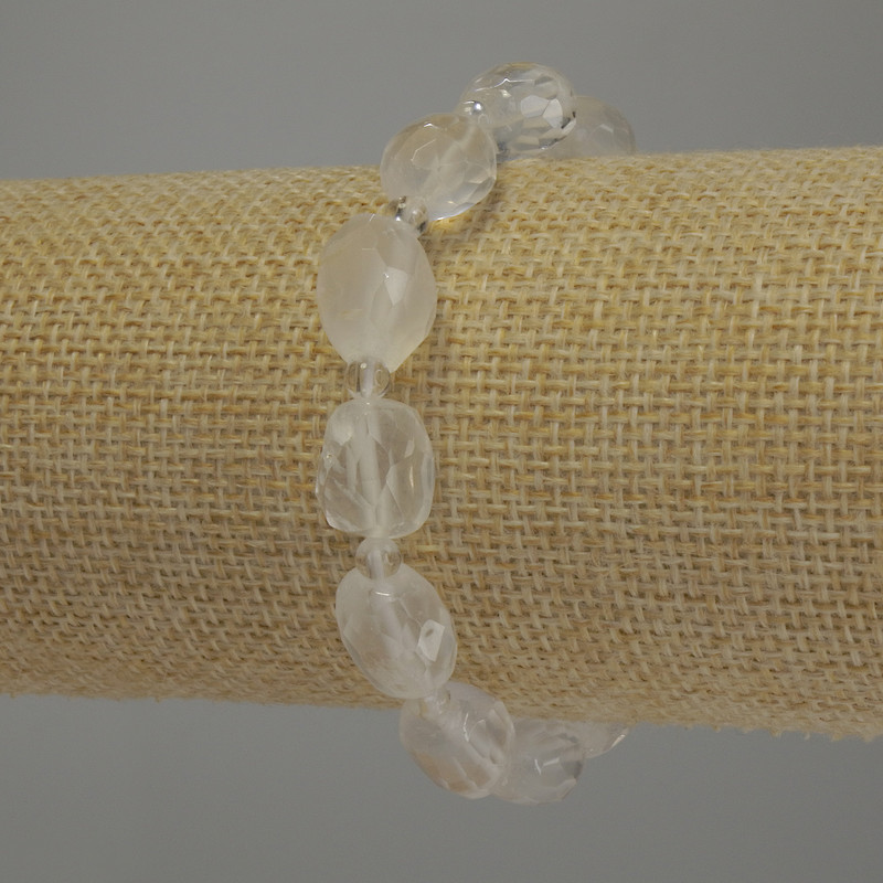 Bransoletka z górskiego kryształu, fasetowana, średnica 12×10 mm ±, kuleczka 4 mm ±, długość 18 cm, elastyczna