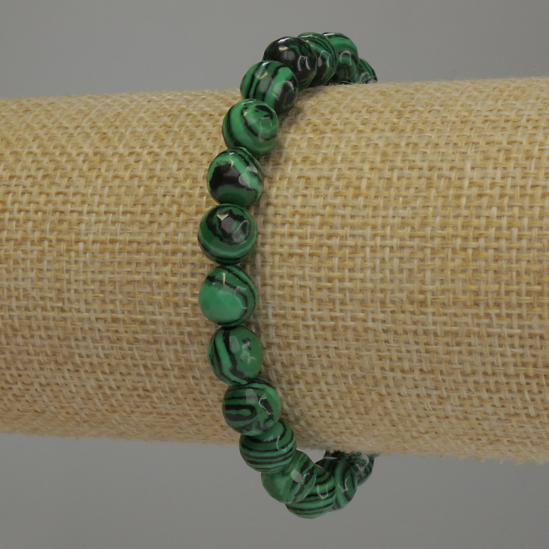 Bransoletka malachitowa z fasetowaną kulką, średnica 8 mm, długość 18 cm, na elastycznej gumce