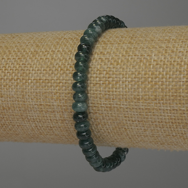 Bransoletka z zielonym awenturynem w formie rondla, średnica 6×4 mm, długość 18 cm, elastyczna