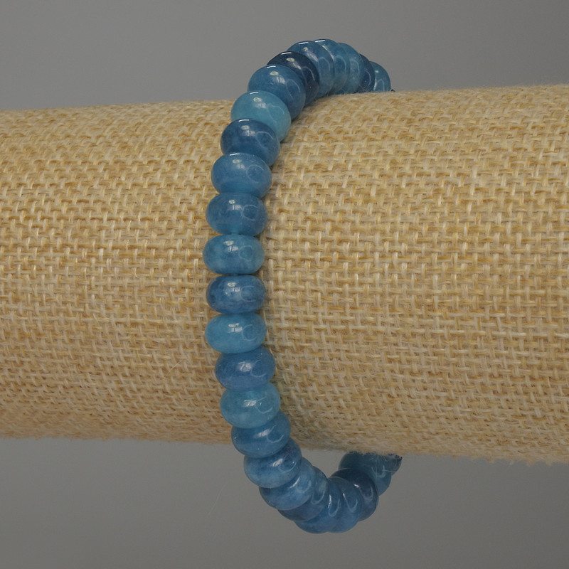 Bransoletka z akwamarynu w formie rondeli, średnica 8×5 mm, długość 18 cm, elastyczna