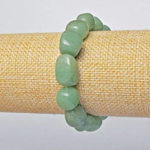Bransoletka z nefrytu, naturalny kamień, fasetowane koraliki o średnicy 13×14 mm, długość 18 cm (na elastycznej gumce)