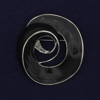 Broszka Akcent czarna emalia czarne kryształy metal srebrzysty 48×45 mm+