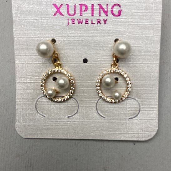 Kolczyki Xuping z perłami Majorki, średnica ok. 10 mm, długość ok. 20 mm, pozłocenie 18K