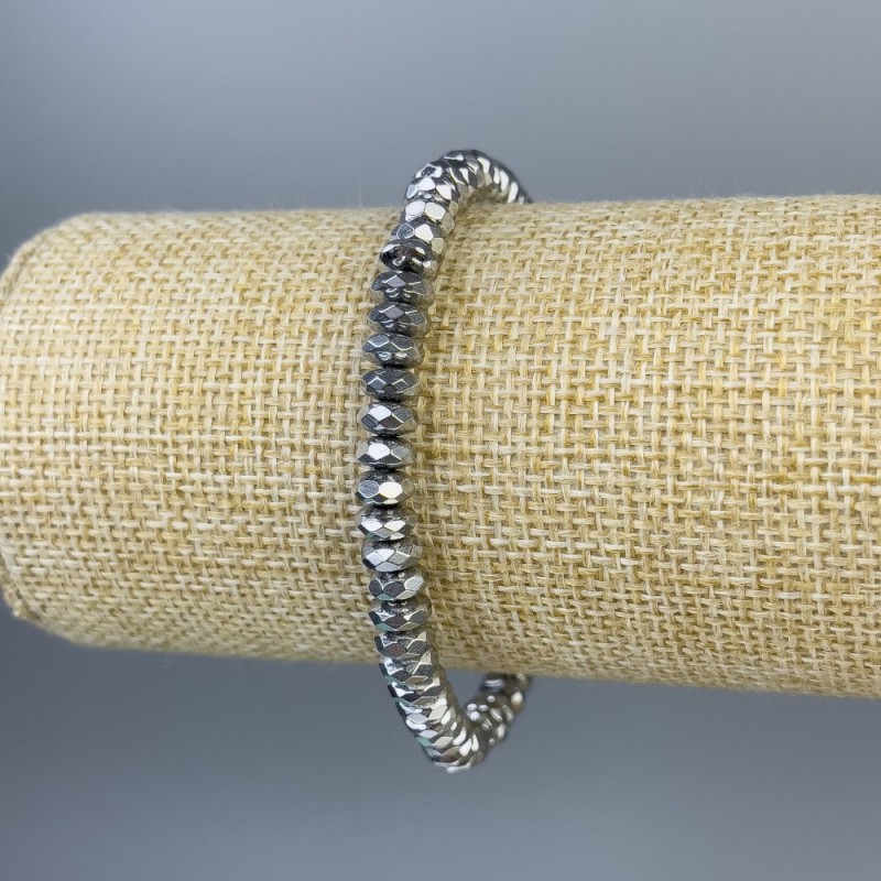 Bransoletka z hematytu fasetowanego, kolor srebrzysty, średnica 6×3 mm, długość 18 cm, elastyczna