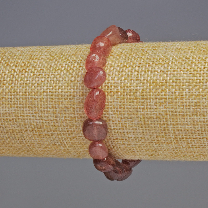 Bransoletka z kwarcu truskawkowego, fasetowana, naturalny kamień, średnica 8×9×6 mm ±, długość 18 cm ±, na elastycznej gumce