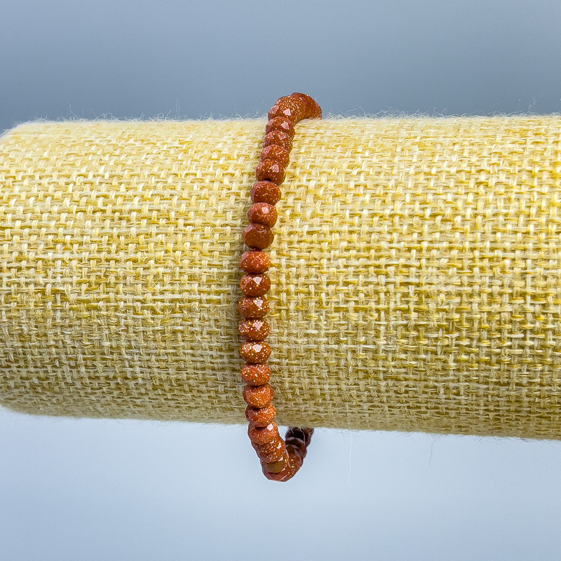 Bransoletka z awenturytu «Złoty piasek» fasetowana, koraliki w kształcie rondelków, średnica 5×3 mm, długość 18 cm (rozciągliwa)