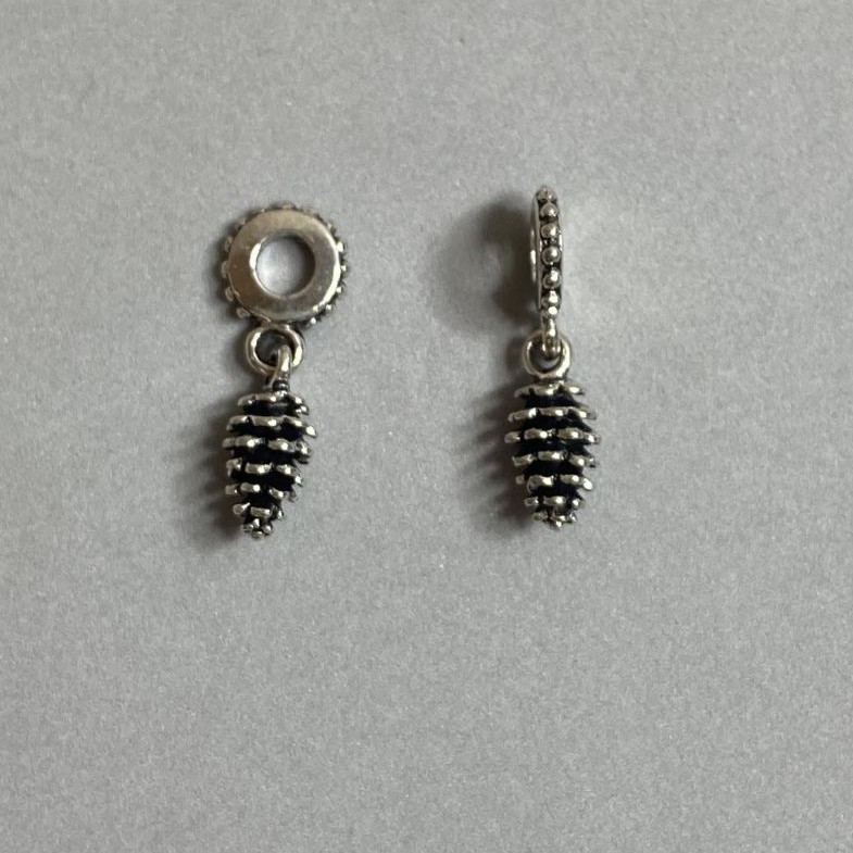 Zawieszka typu bail «Szyszka», średnica 25×7 mm, otwór 5 mm, opakowanie 2 szt.